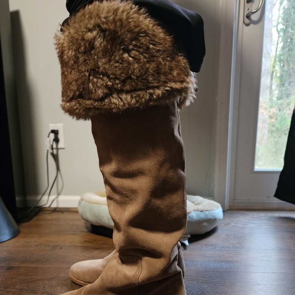 Sam Eldman Suede Weather Proof  Knee High Boots 👢. - Picture 9 of 10